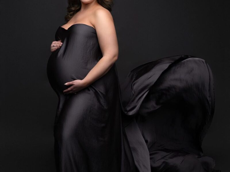 Capture the Moments that Matter: Maternity Photography for Growing Families