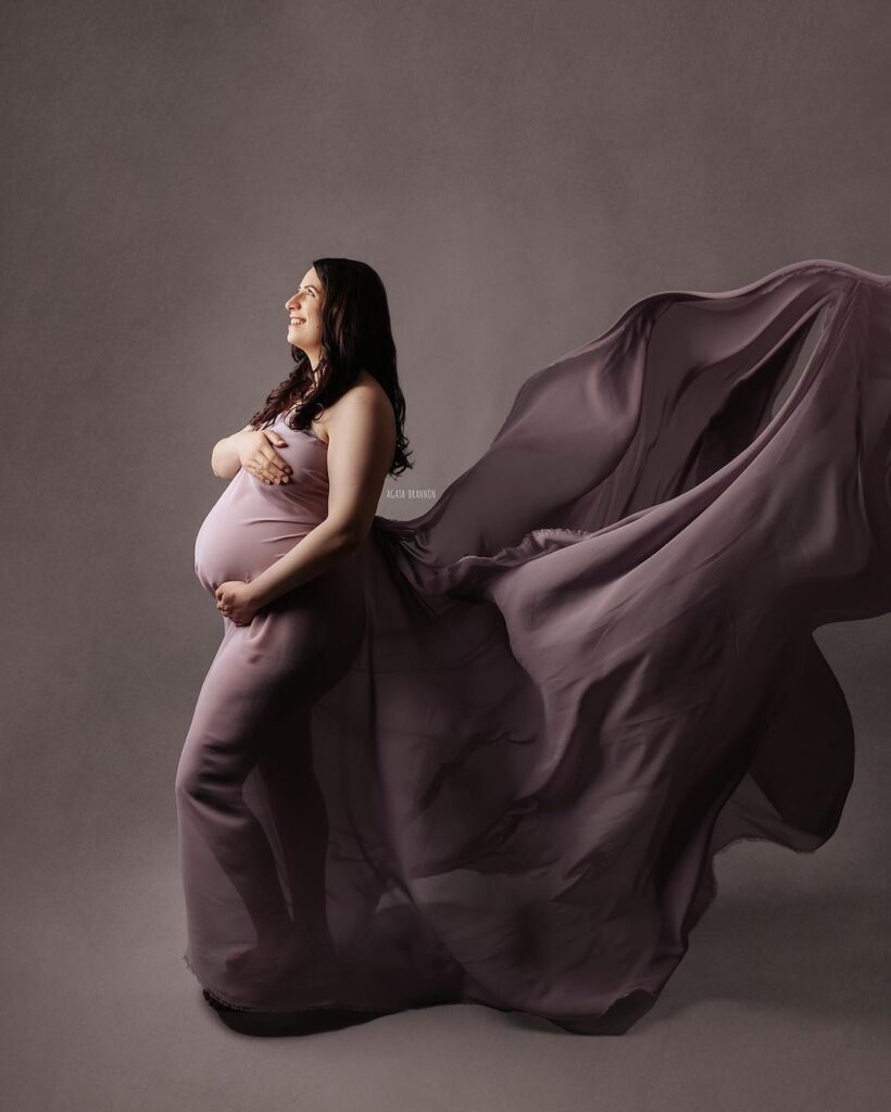 WE DON'T REMEMBER DAYS, WE REMEMBER MOMENTS