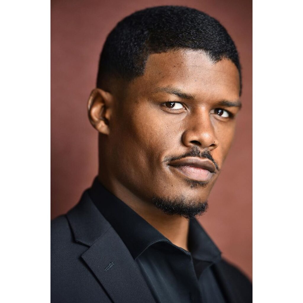 Showcase Your Unique Professional Persona with Personalized Headshot Photography by Expert Photographe