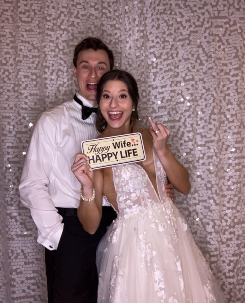 Capture the Fun: Digital Photo Booth Rentals for Unforgettable Memories! 📸