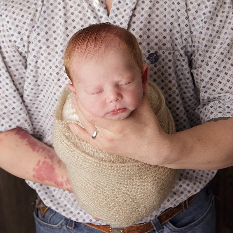 Pure and Timeless Newborn and Family Photography in Tulsa - Tulsa’s Best Newborn Photographer