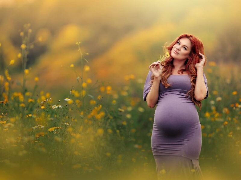San Diego Maternity Art - Published, Fine Art Maternity Photographer serving the San Diego area! Styled maternity sessions👗300+ gowns available!