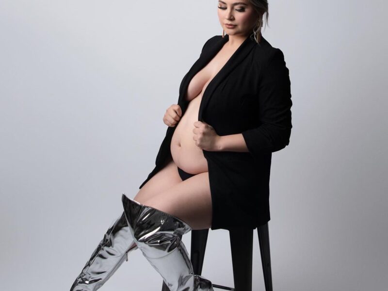 Maternity Photographer in San Diego, CA - Fotógrafa de Maternidad en San Diego, CA - Capturando los Momentos Más Preciosos de tu Embarazo