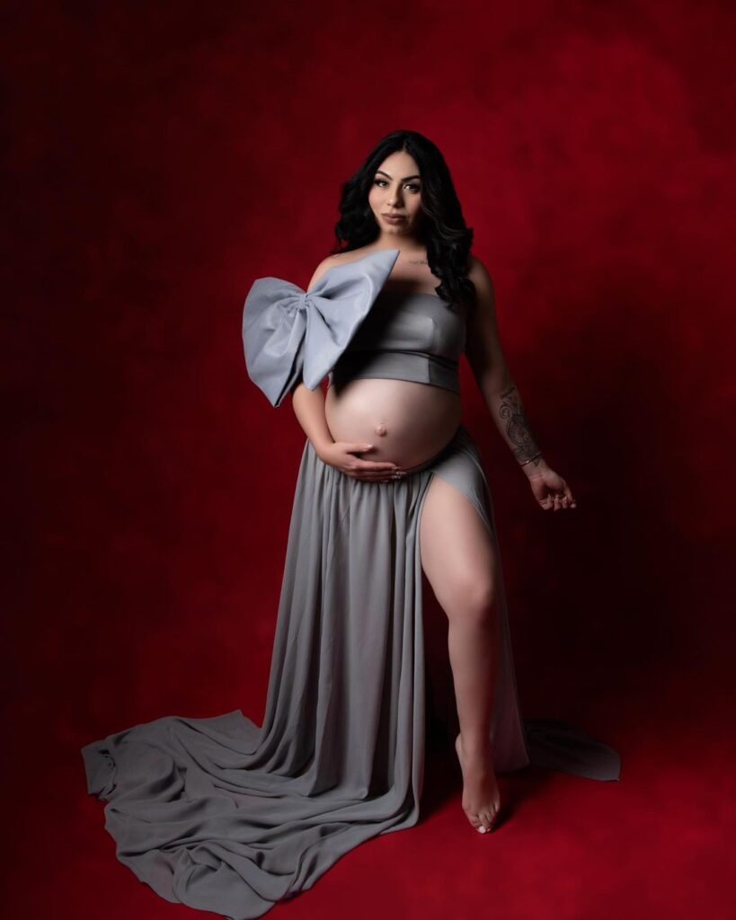 Maternity Photographer in San Diego, CA - Fotógrafa de Maternidad en San Diego, CA - Capturando los Momentos Más Preciosos de tu Embarazo