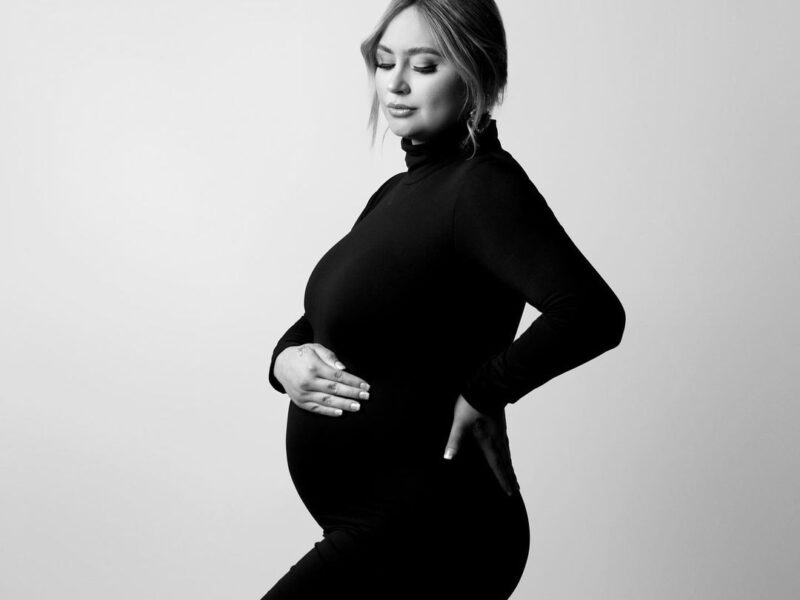 Maternity Photographer in San Diego, CA - Fotógrafa de Maternidad en San Diego, CA - Capturando los Momentos Más Preciosos de tu Embarazo