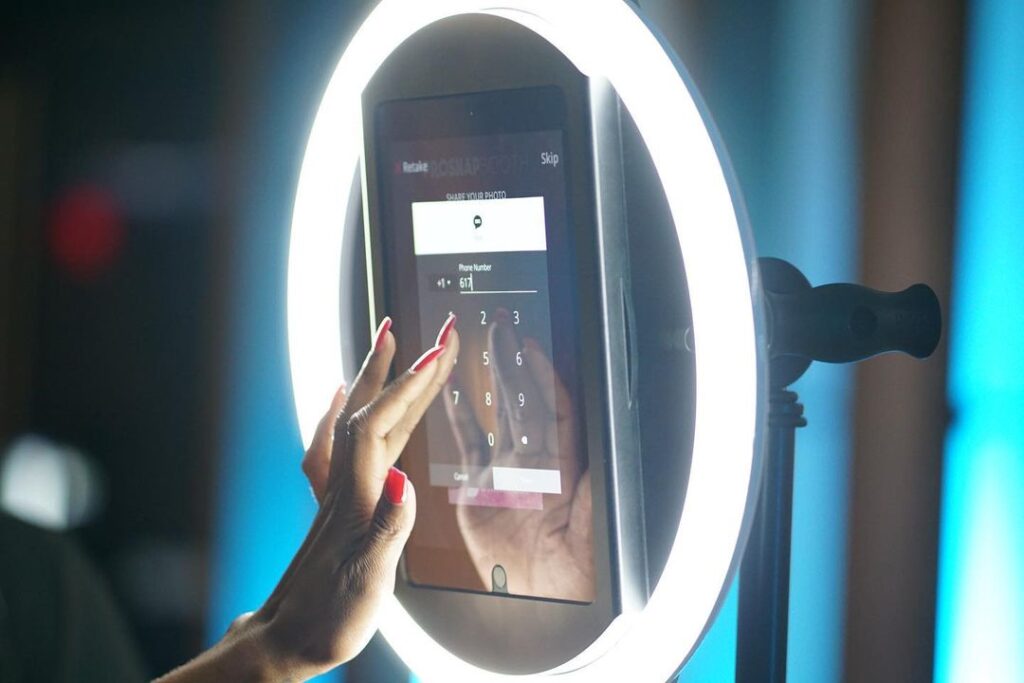 Digital Photobooth Fun for Every Occasion - Book Now and Make Memories!