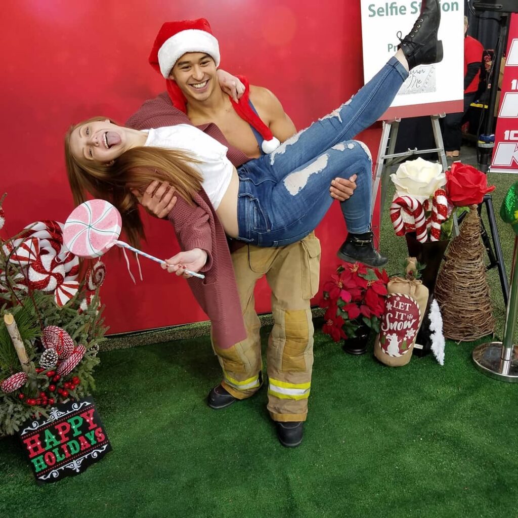 Mirror Me Perfect Selfie Photobooth: Your Ultimate Photobooth Experience