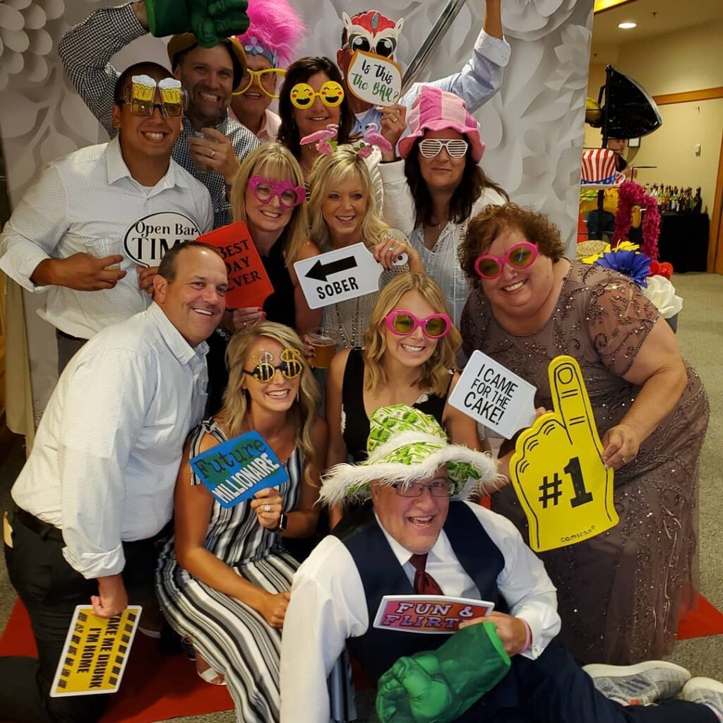 Mirror Me Perfect Selfie Photobooth: Your Ultimate Photobooth Experience