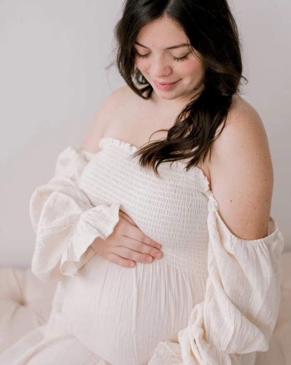 THE MOTHERHOOD EXPERIENCE STORYTELLING YOUR SEASON OF MOTHERHOOD WITH BEAUTIFUL IMAGERY