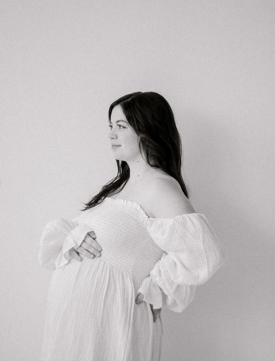 THE MOTHERHOOD EXPERIENCE STORYTELLING YOUR SEASON OF MOTHERHOOD WITH BEAUTIFUL IMAGERY