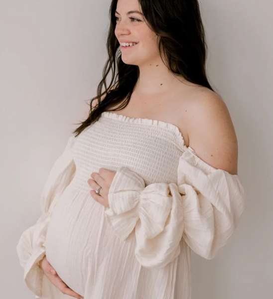 THE MOTHERHOOD EXPERIENCE STORYTELLING YOUR SEASON OF MOTHERHOOD WITH BEAUTIFUL IMAGERY