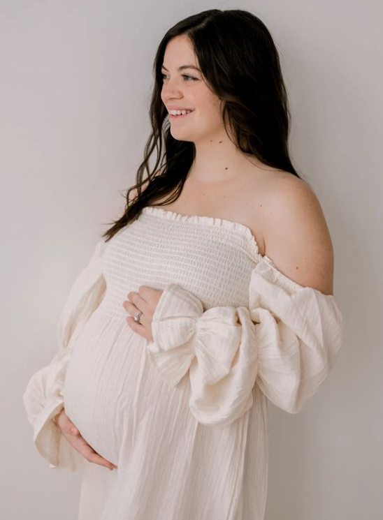 THE MOTHERHOOD EXPERIENCE STORYTELLING YOUR SEASON OF MOTHERHOOD WITH BEAUTIFUL IMAGERY