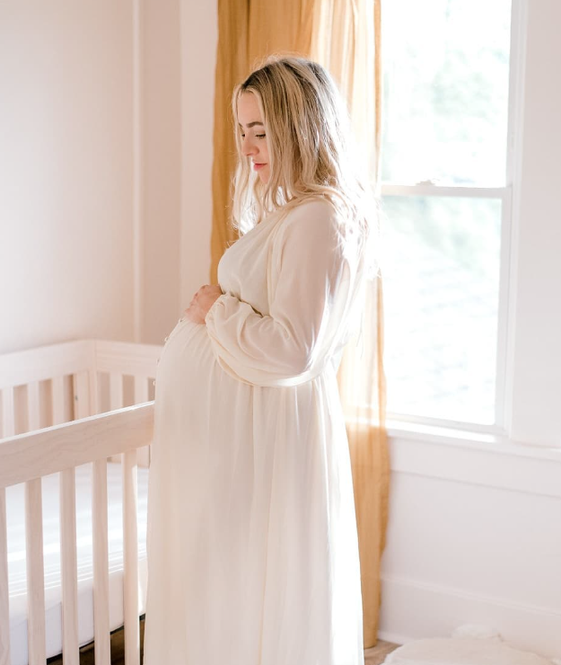 THE MOTHERHOOD EXPERIENCE STORYTELLING YOUR SEASON OF MOTHERHOOD WITH BEAUTIFUL IMAGERY