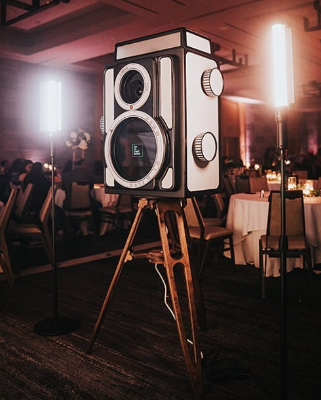 BRINGING YOU THE VIBES & STYLE!