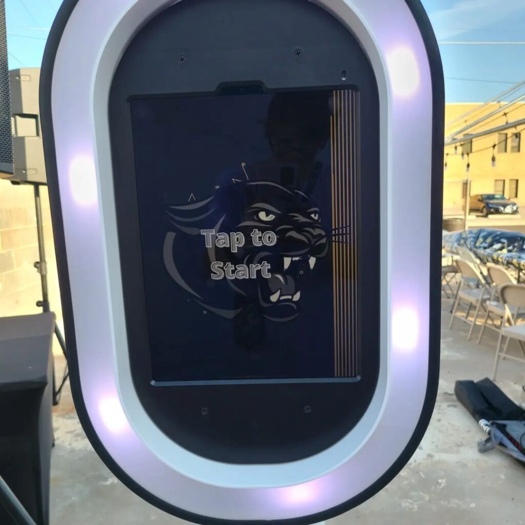 Unleash Unlimited Fun at Your Event with Our Digital Photobooth!