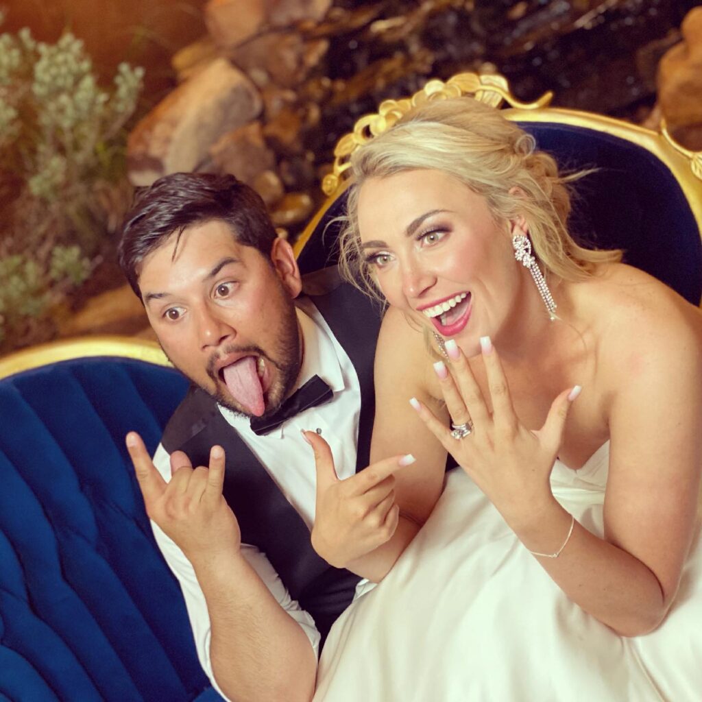 LUBBOCK'S PREMIER PHOTO BOOTH RENTAL