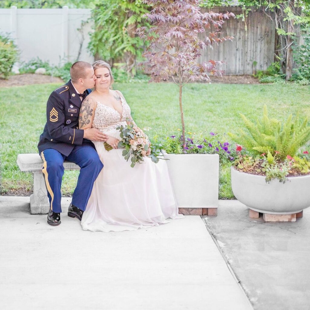 Photographer 📷 Capturing love through bright, colorful photos 🌈 Every love story deserves celebrating