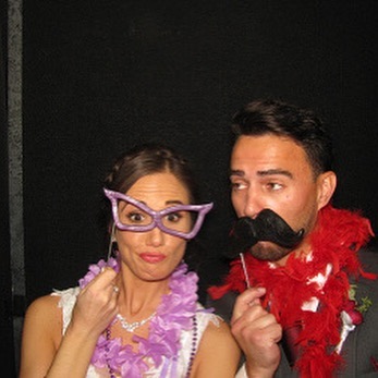 Step Back in Time with Our Vintage Luxury Photobooth - Perfect for Your Event!