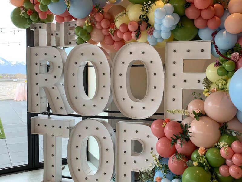Create Lasting Memories with Our Rustic Open Air Photobooth - Perfect for Any Event!