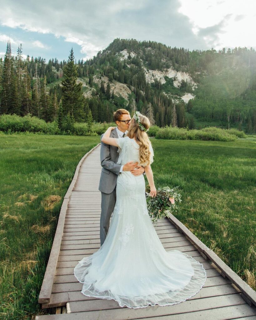 Capture Every Detail of Your Special Day with a Wedding Photographer You Can Trust - Over 10 Years of Experience and a Promise to Deliver Unforgettable Memories!