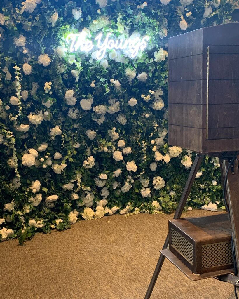 Create Lasting Memories with Our Rustic Open Air Photobooth - Perfect for Any Event!