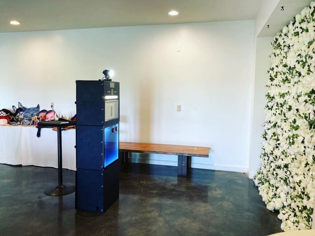 Unforgettable Memories: Rent Our Modern Photo Booth for Your Pittsburgh Event