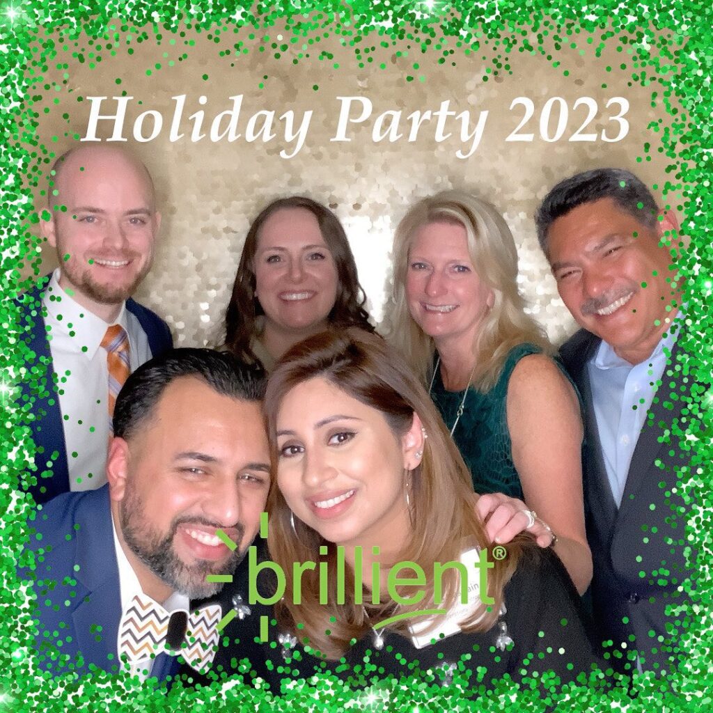 Step into the Future of Photography with Our Modern, Minimalist, and Classy Open-Air Photo Booth - Where Art Meets Technology!