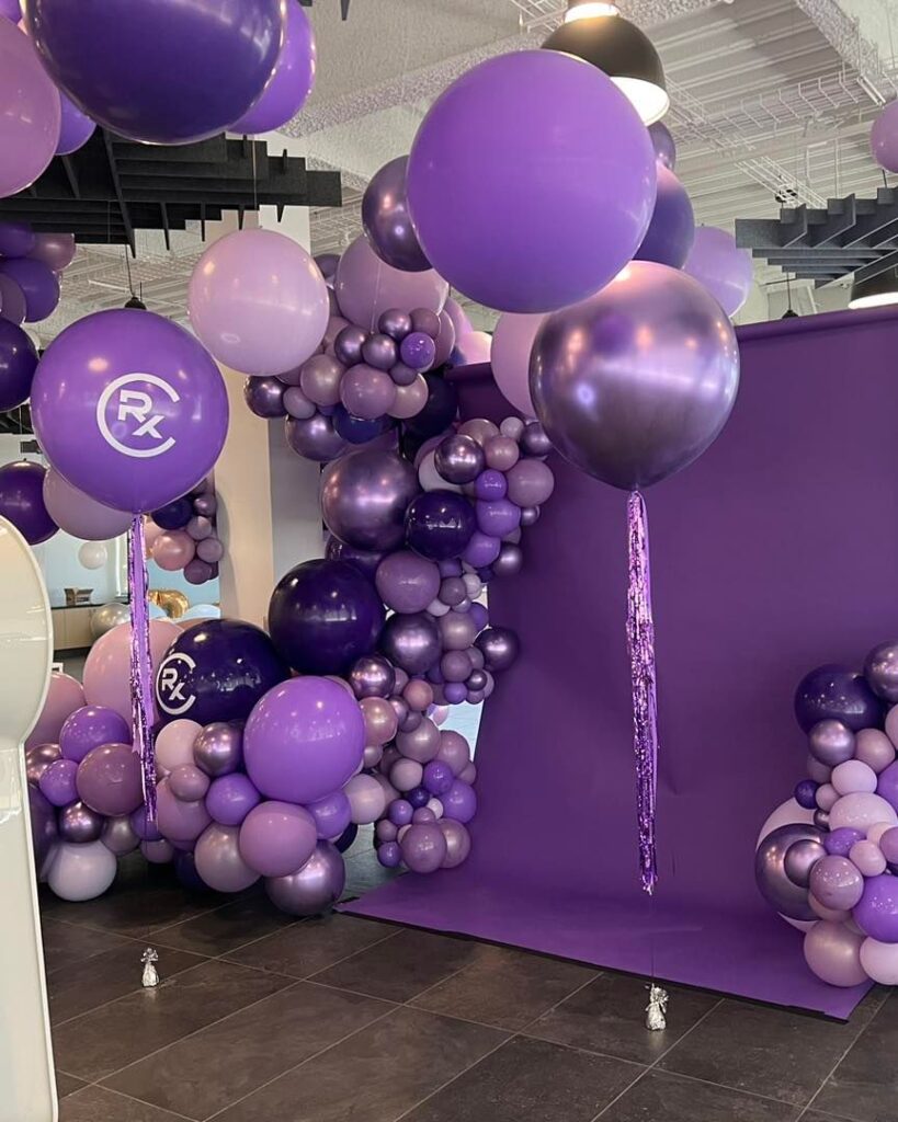 THE LOOKING GLASS PHOTO BOOTH