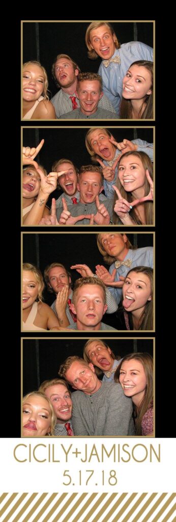 Create Lasting Memories with Our Rustic Open Air Photobooth - Perfect for Any Event!