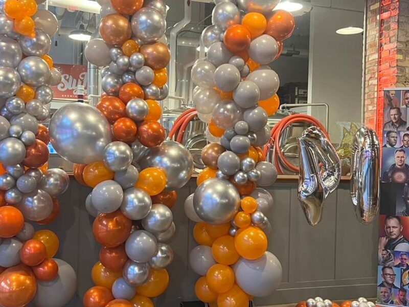 Step into the Future of Photo Booths with the Mirror Me Booth! Instant Prints, Custom Overlays, and More. Make Your Event Truly Unforgettable!