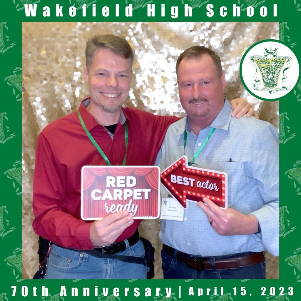 Step into the Future of Photography with Our Modern, Minimalist, and Classy Open-Air Photo Booth - Where Art Meets Technology!