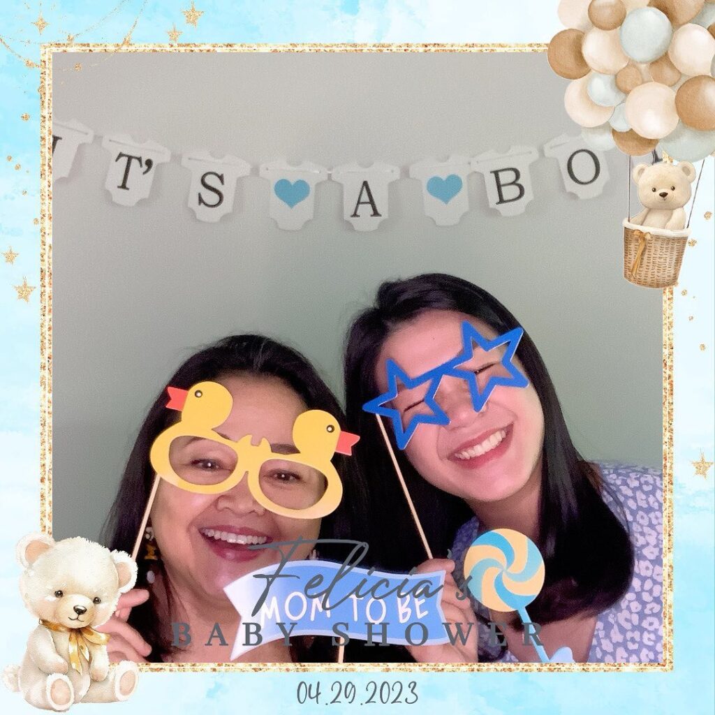 Step into the Future of Photography with Our Modern, Minimalist, and Classy Open-Air Photo Booth - Where Art Meets Technology!