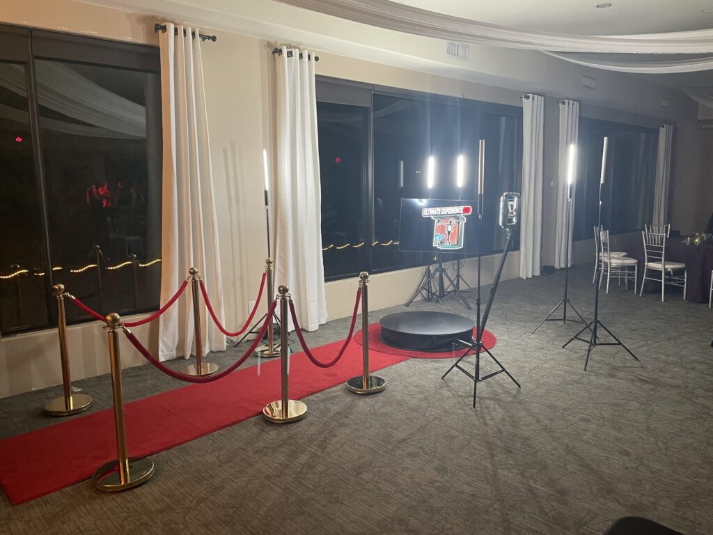 360 Photo Magic: Step into an Immersive Experience and Capture Memories from Every Angle!