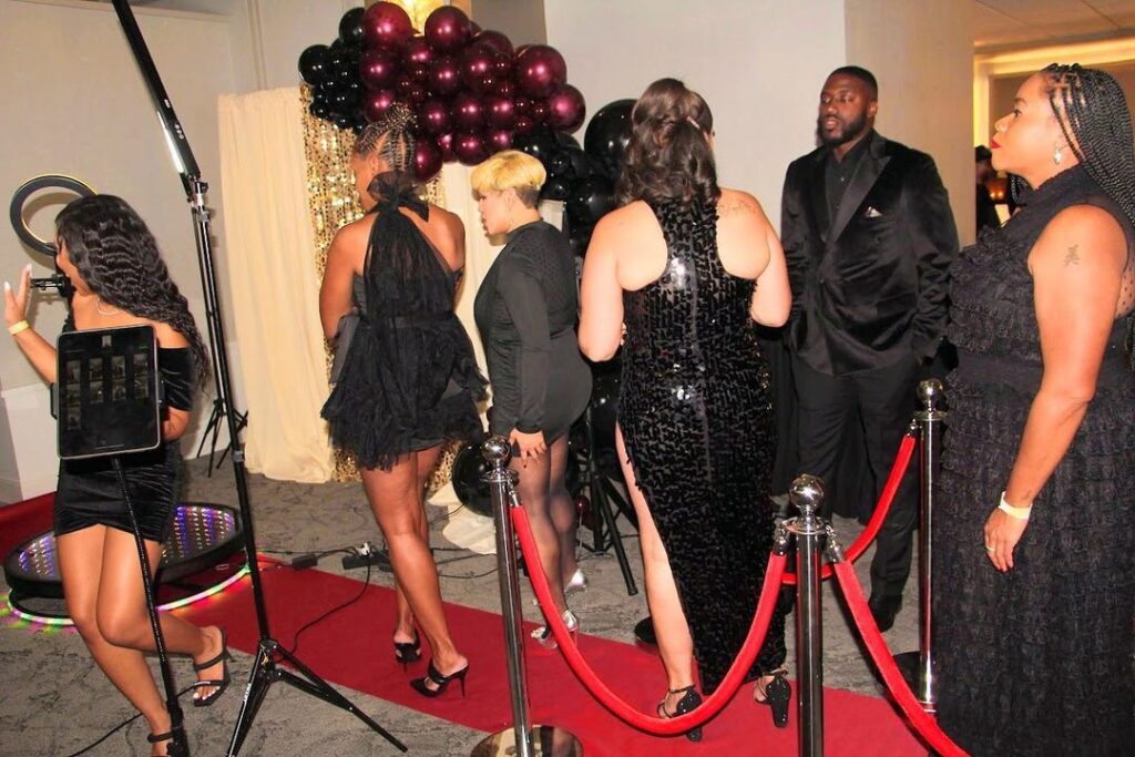 360° Photobooth Exciting, High Quality, Glass Led 360 Photo Booth