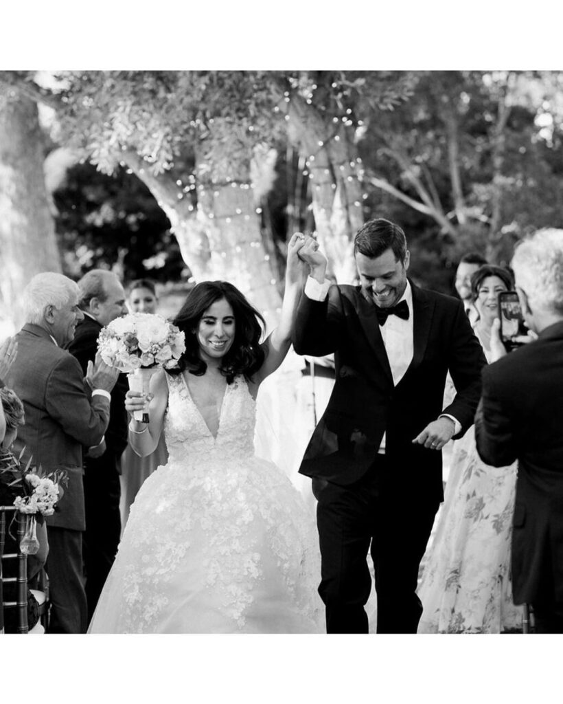 TIMELESS, LUXURY WEDDING PHOTOGRAPHER SERVING CHICAGO, ITALY, AND DESTINATIONS WORLDWIDE.